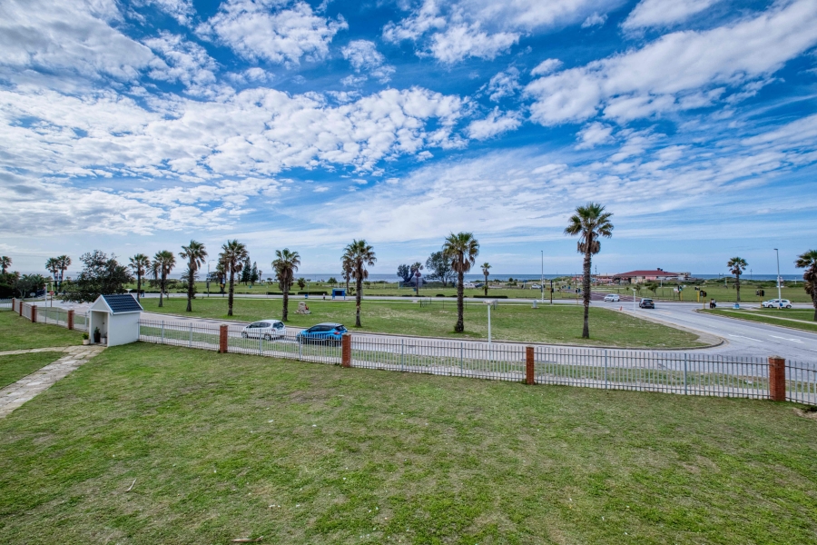 3 Bedroom Property for Sale in Summerstrand Eastern Cape